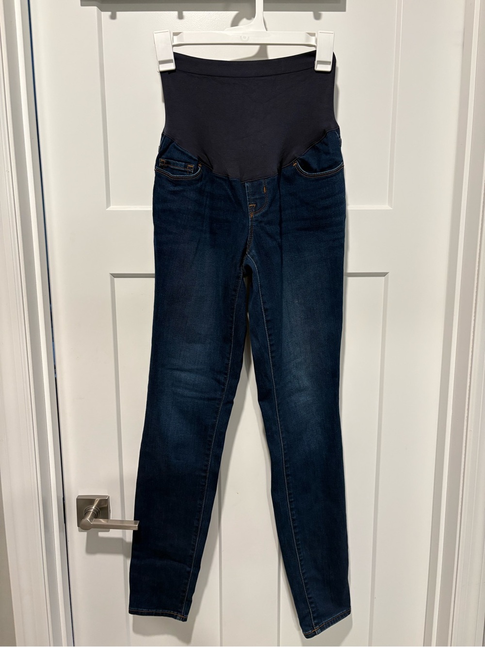 Old Navy Maternity Jeans (long)